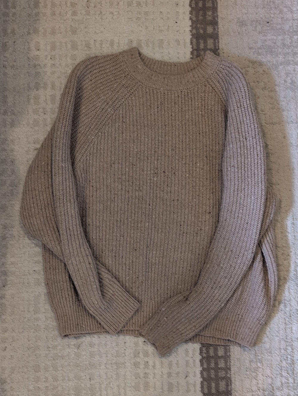 American Eagle Outfitters Men's Crewneck Sweater in Taupe Heather
